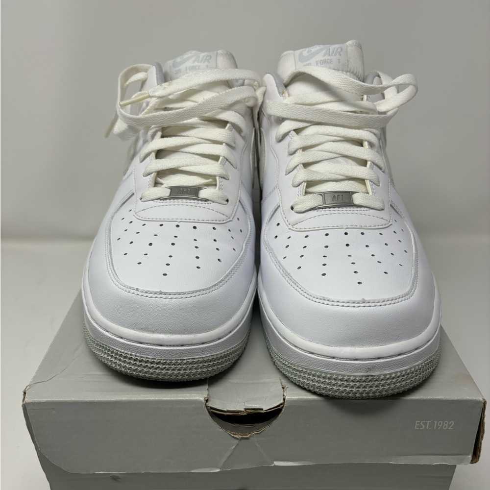 Nike Air Force 1